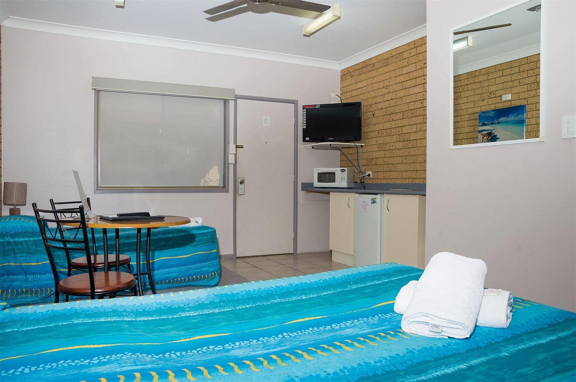 Yamba Motor Inn Exteriör bild